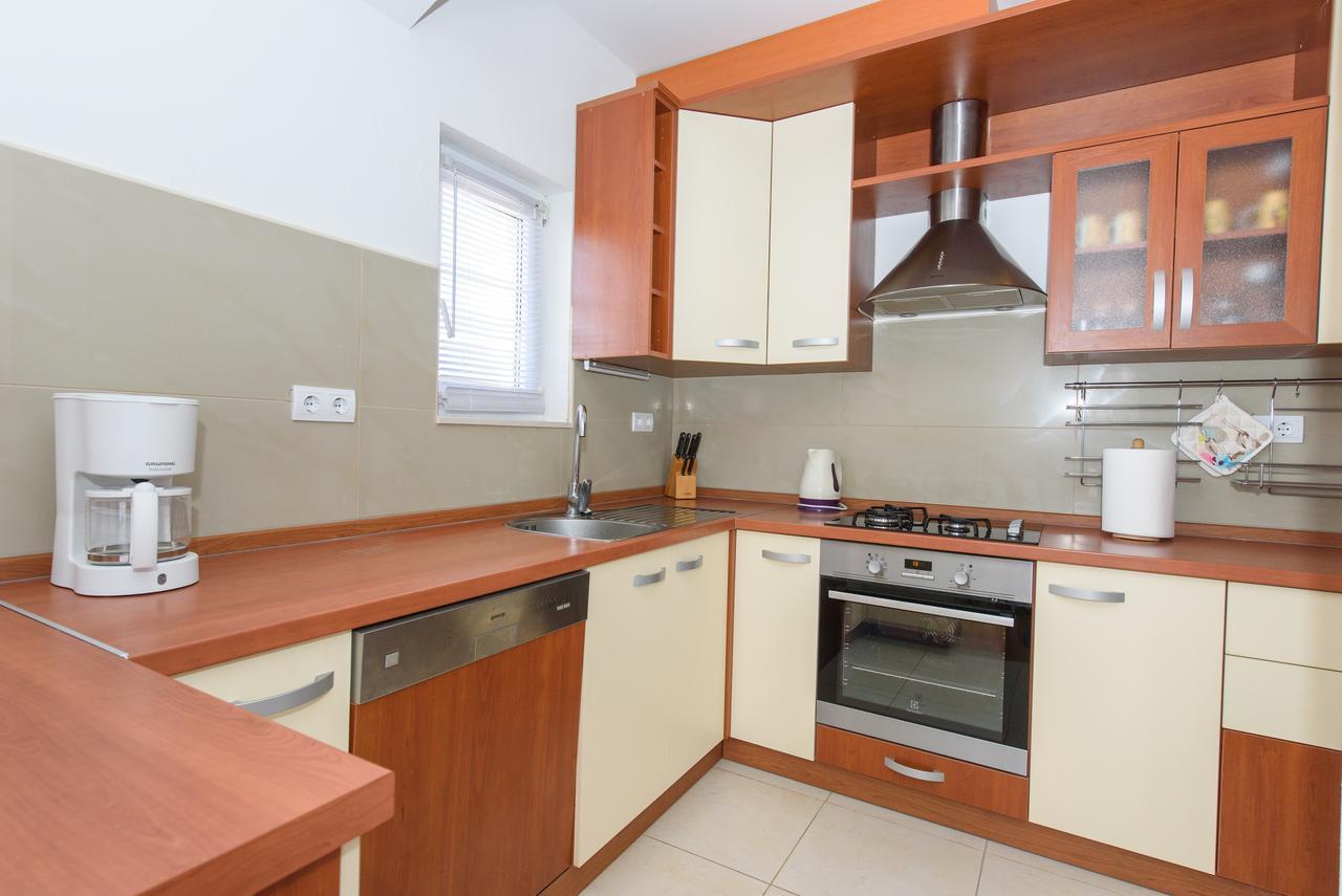 Apartment Drmic Kastela Luaran gambar