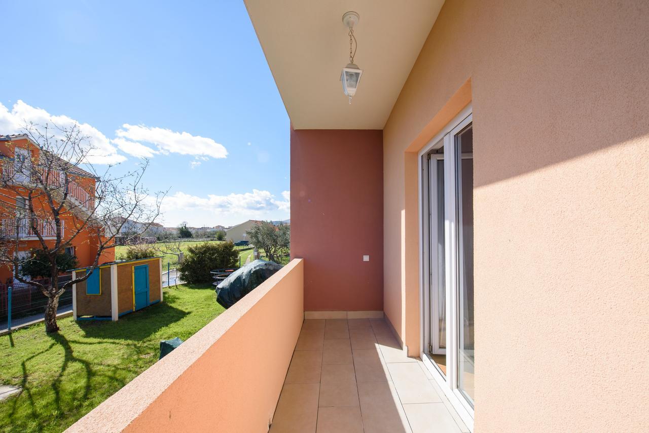 Apartment Drmic Kastela Luaran gambar