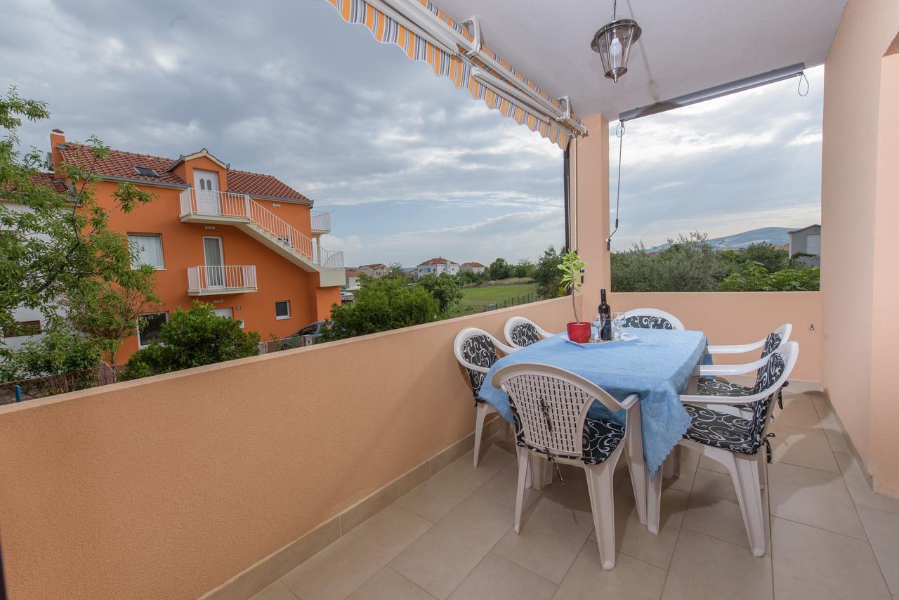 Apartment Drmic Kastela Luaran gambar